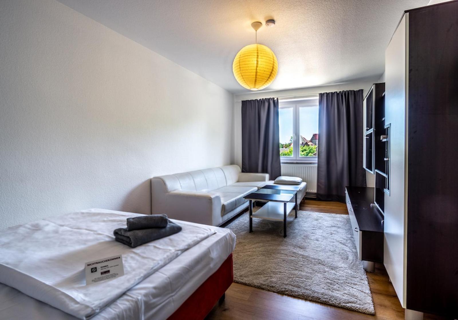 Sl'Otel Budget Bernburg Ngoại thất bức ảnh