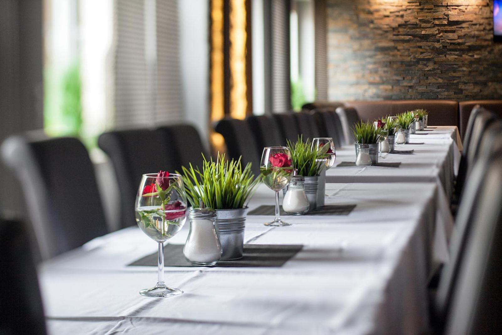 Sl'Otel Budget Bernburg Ngoại thất bức ảnh
