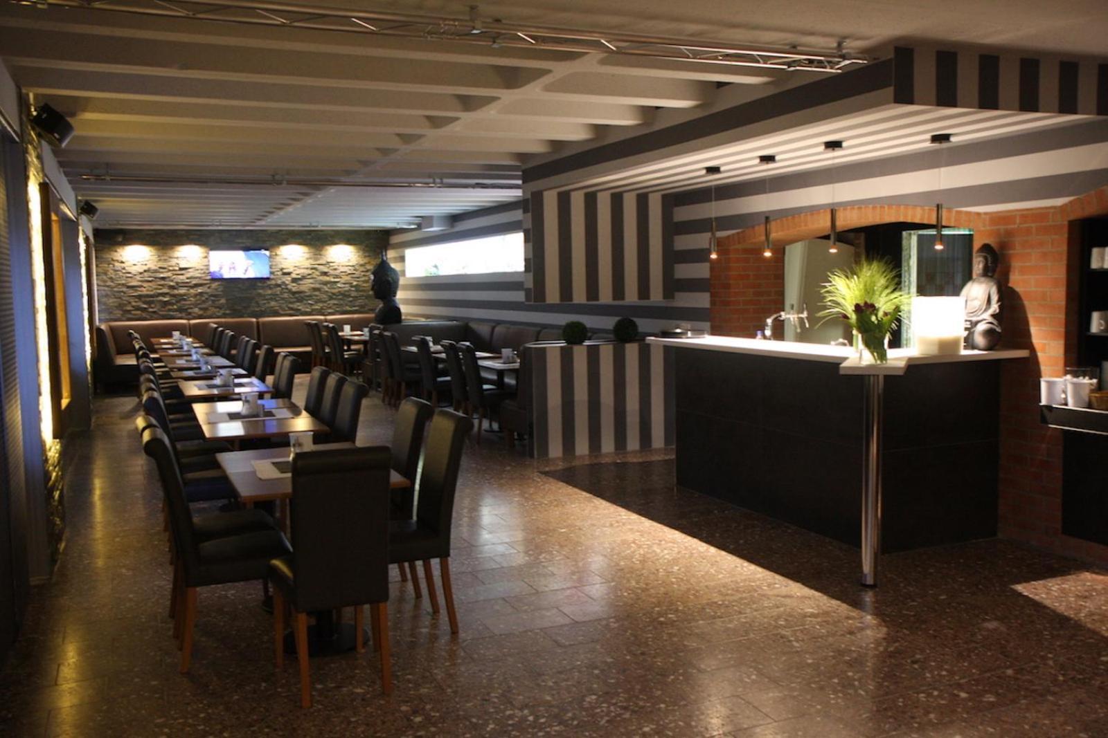 Sl'Otel Budget Bernburg Ngoại thất bức ảnh