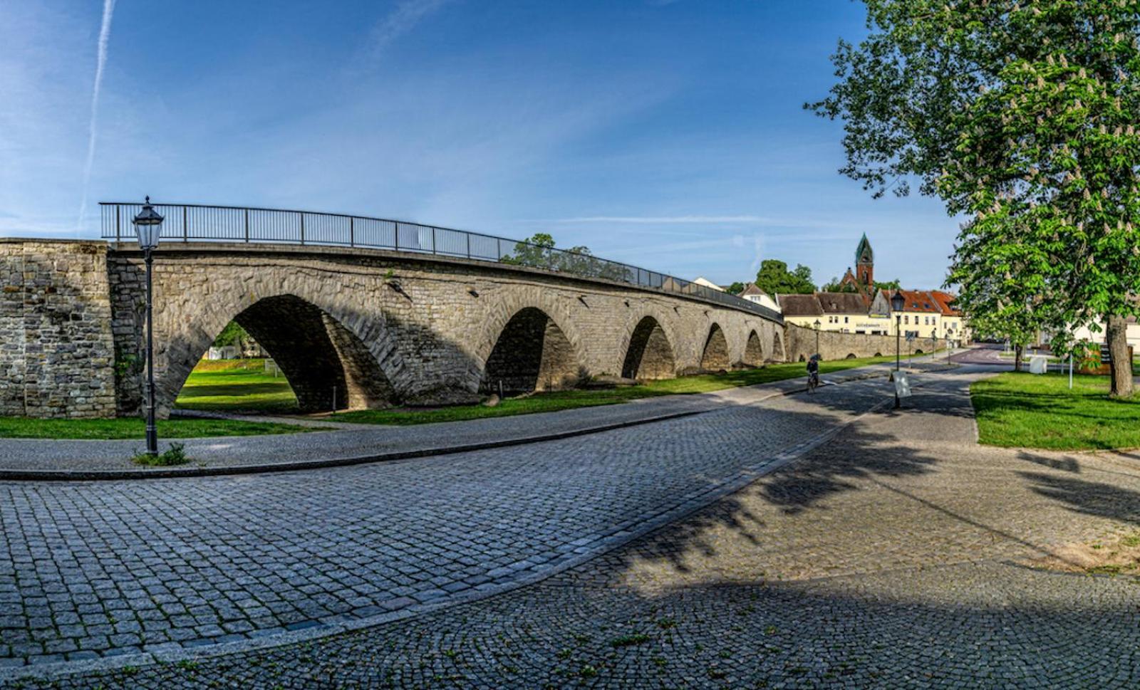 Sl'Otel Budget Bernburg Ngoại thất bức ảnh
