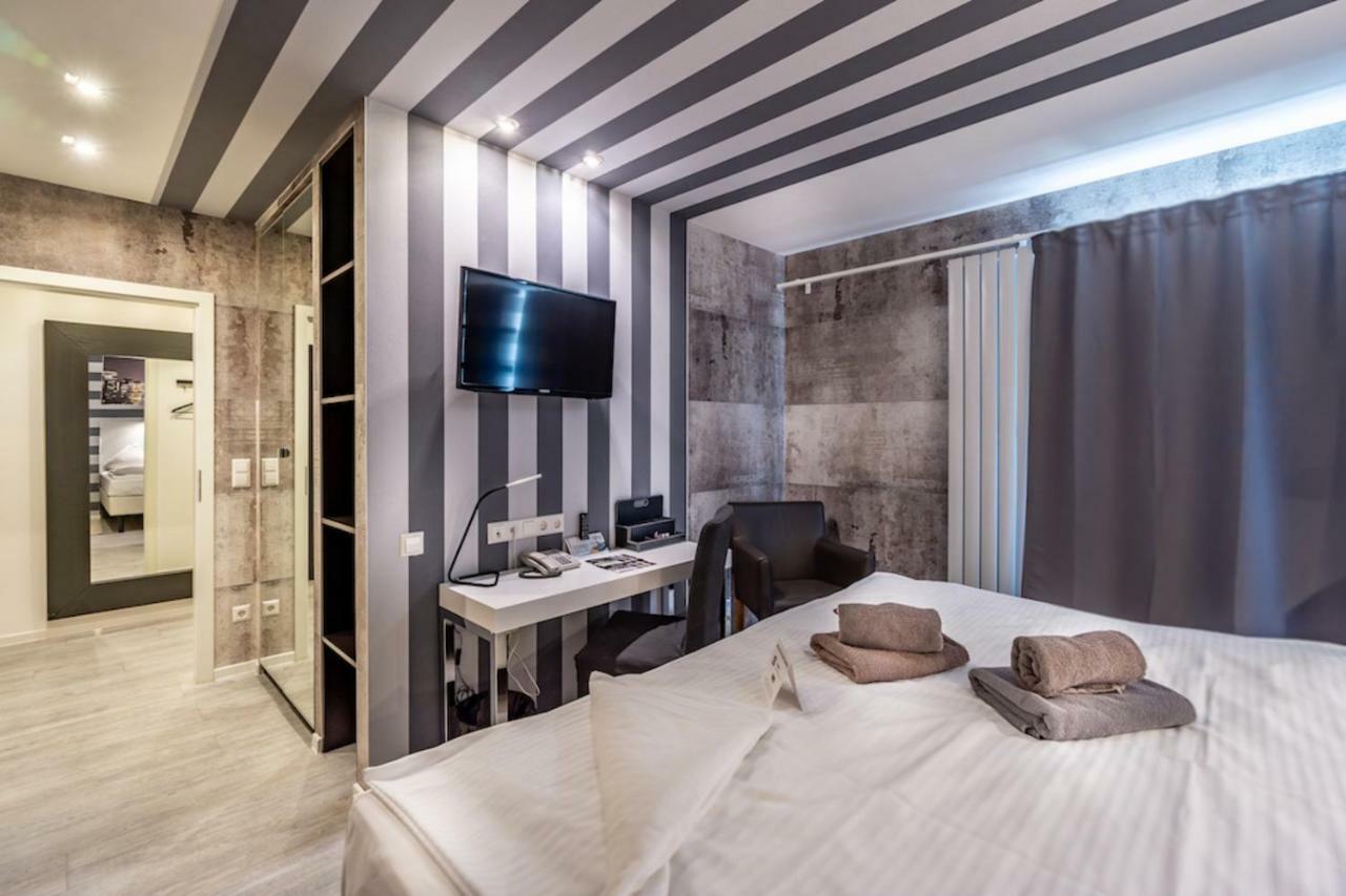 Sl'Otel Budget Bernburg Ngoại thất bức ảnh